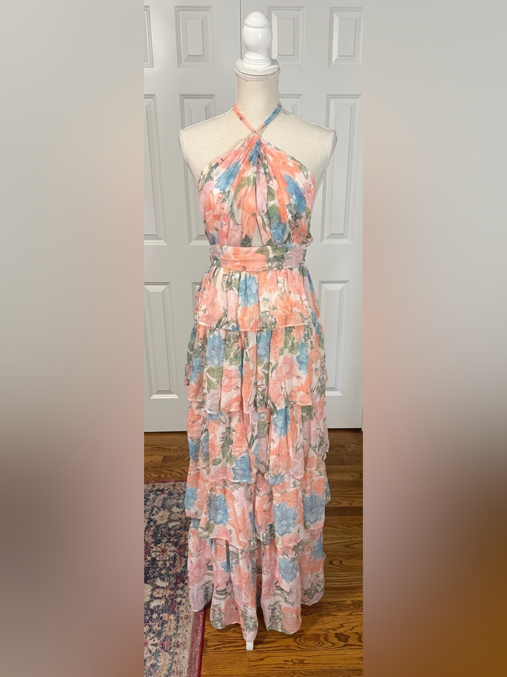 NWT LeLe Kerri Front-Cutout Tiered Halter Chiffon Maxi Dress Floral Sz S